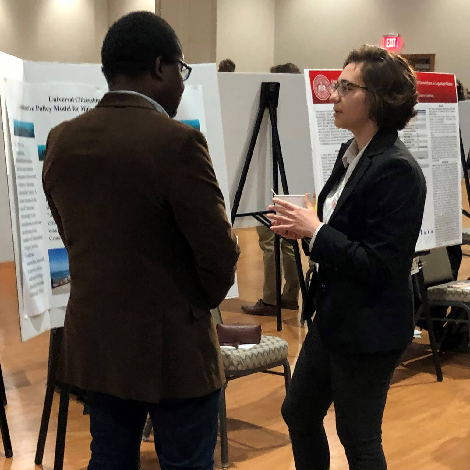 Kiera Eckhardt presenting a project on a seminar